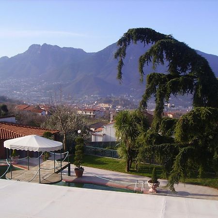 Hotel Diecimare Cava deʼ Tirreni Exteriör bild
