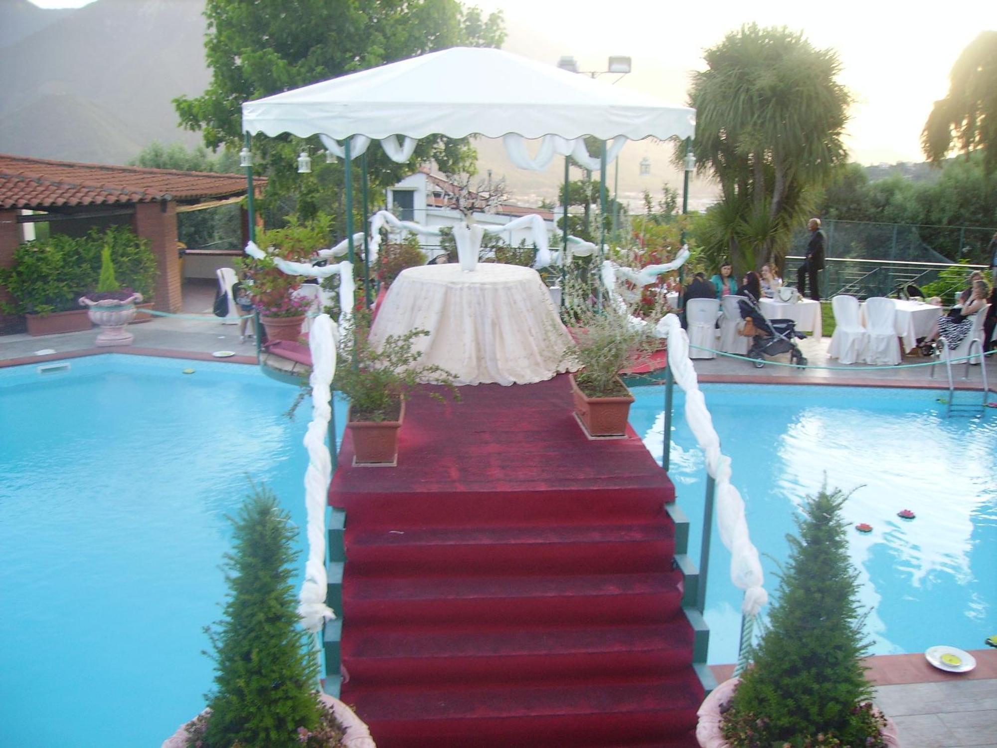 Hotel Diecimare Cava deʼ Tirreni Exteriör bild