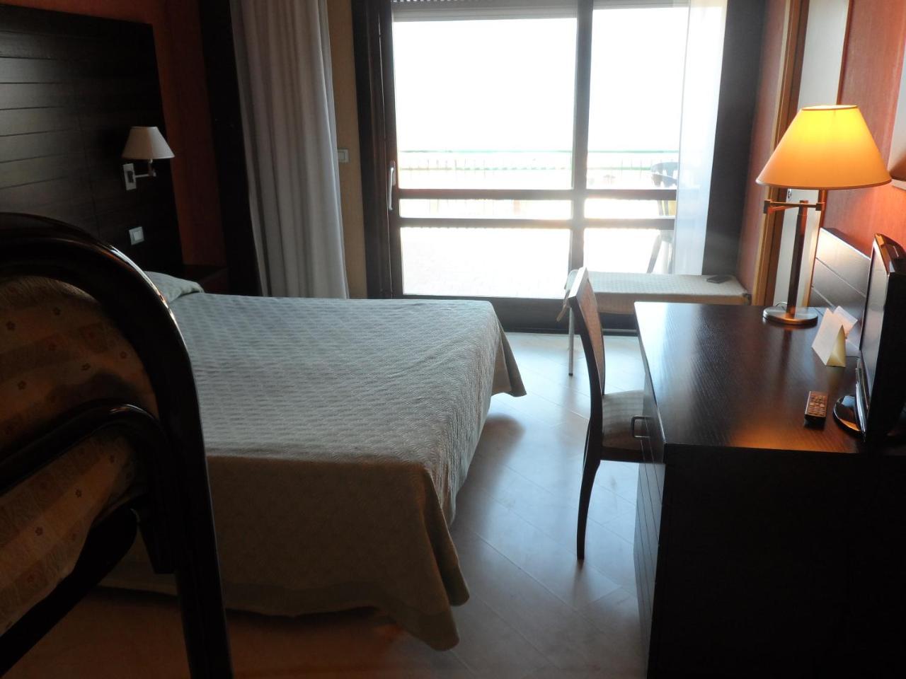 Hotel Diecimare Cava deʼ Tirreni Exteriör bild